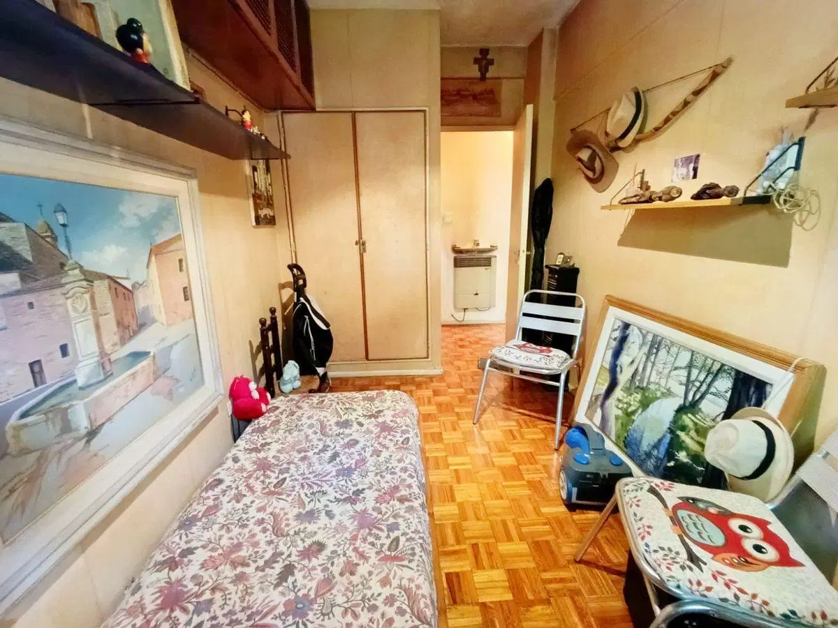 Venta - Flores Depto 4 ambientes con balcon 3