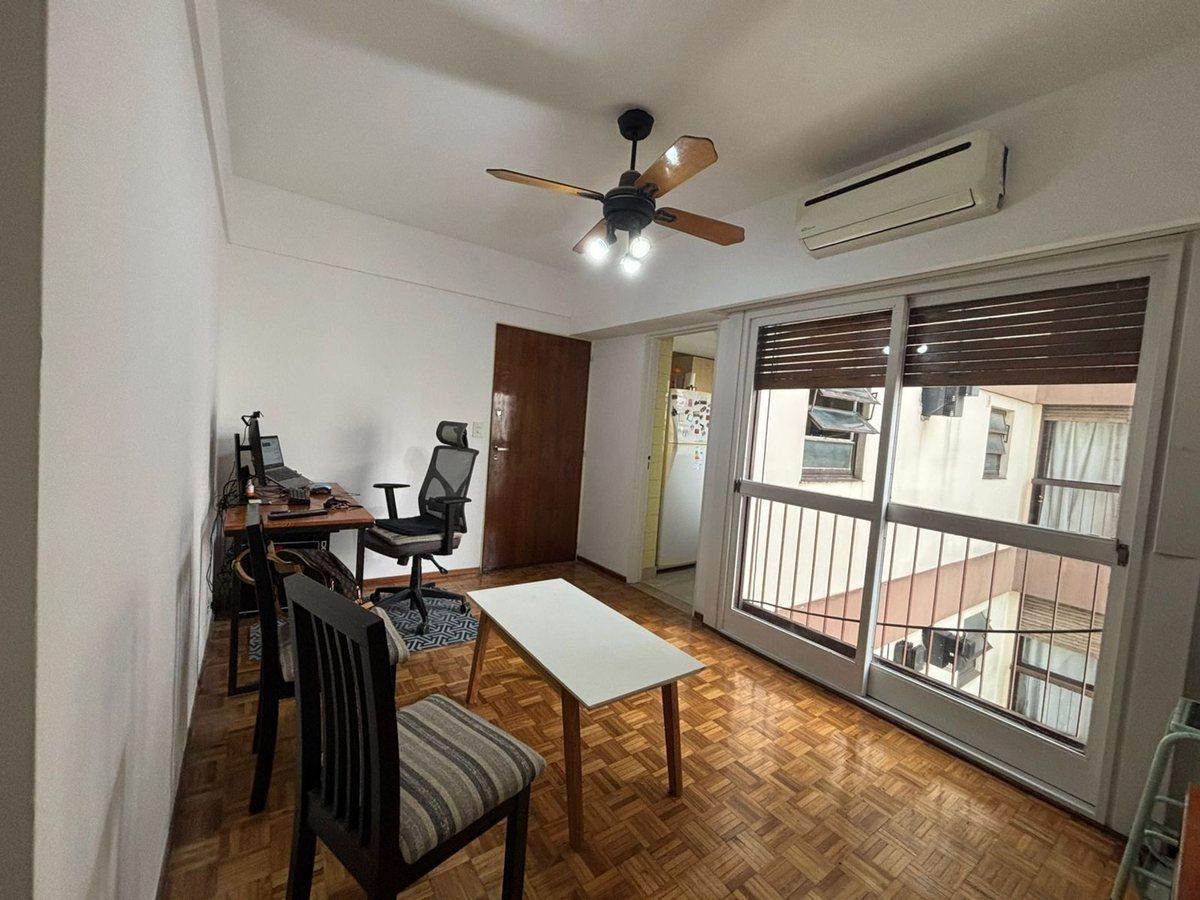 VENTA Dpto 2 AMBIENTES BARRIO FLORES OPORTUNIDAD