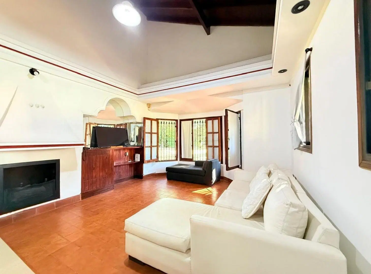 ALQUILER CASA 7 AMB BARRIO PARQUE EL TREBOL EZEIZA 2