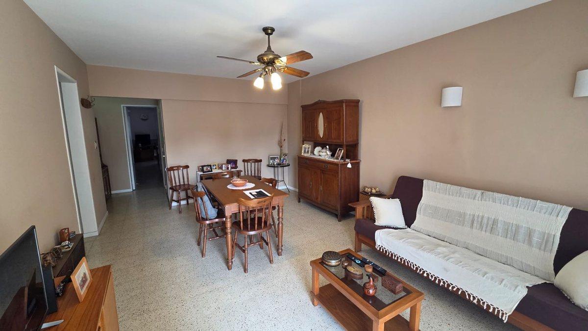 VENTA Barracas Hermoso 3 amb + dependencia - 107m2