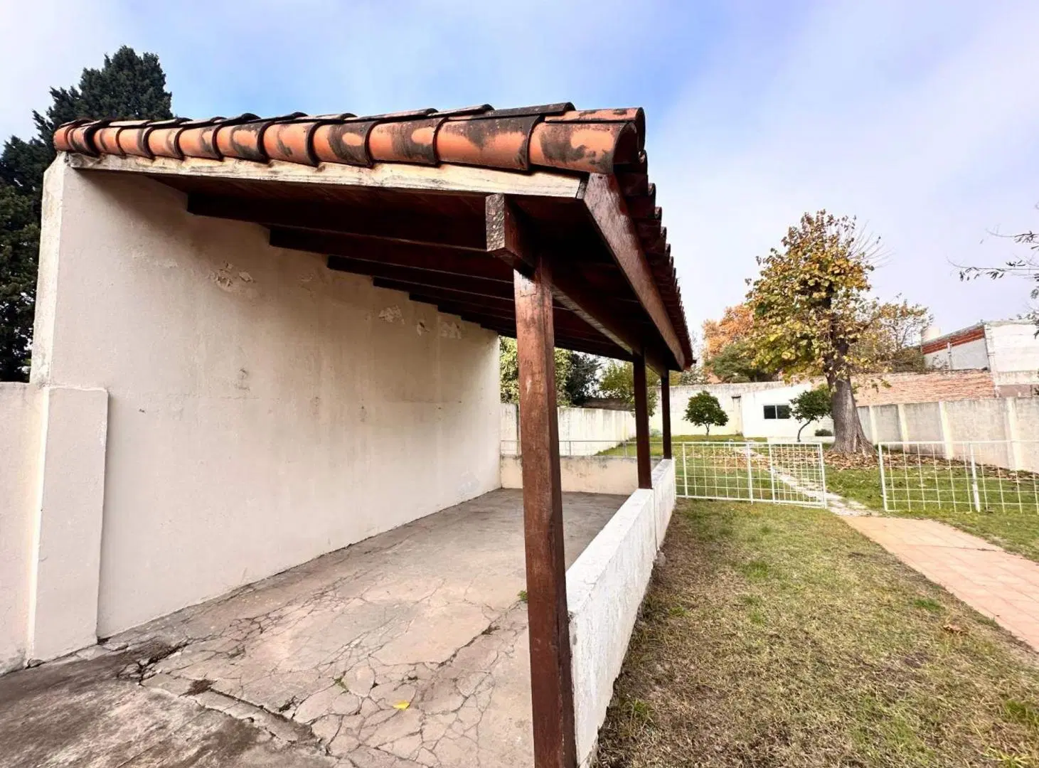 Venta casa 3 Amb c/parque, Lote de 10x46 Llavallol 5