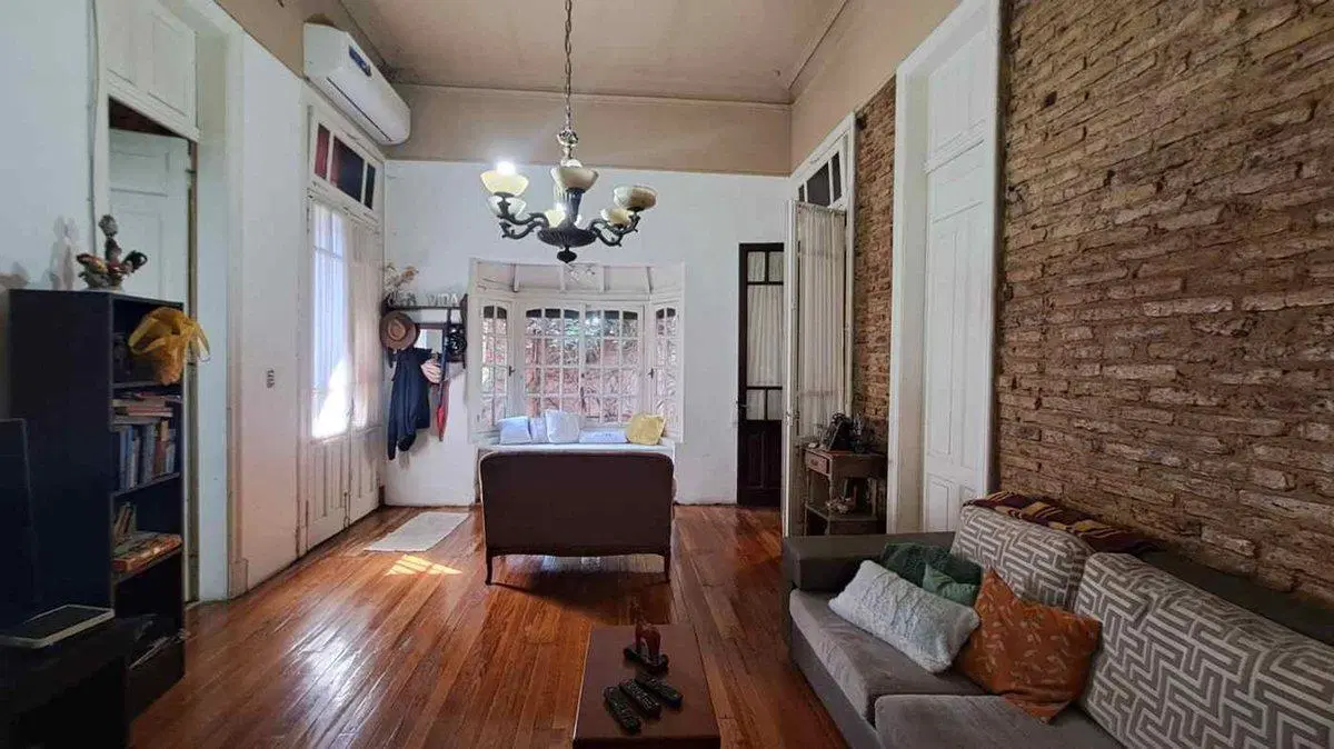 VENTA CASA 4 AMBIENTES MAS DEPTO DE 3 AMBIENTES 2