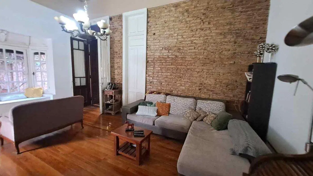 VENTA CASA 4 AMBIENTES MAS DEPTO DE 3 AMBIENTES 4