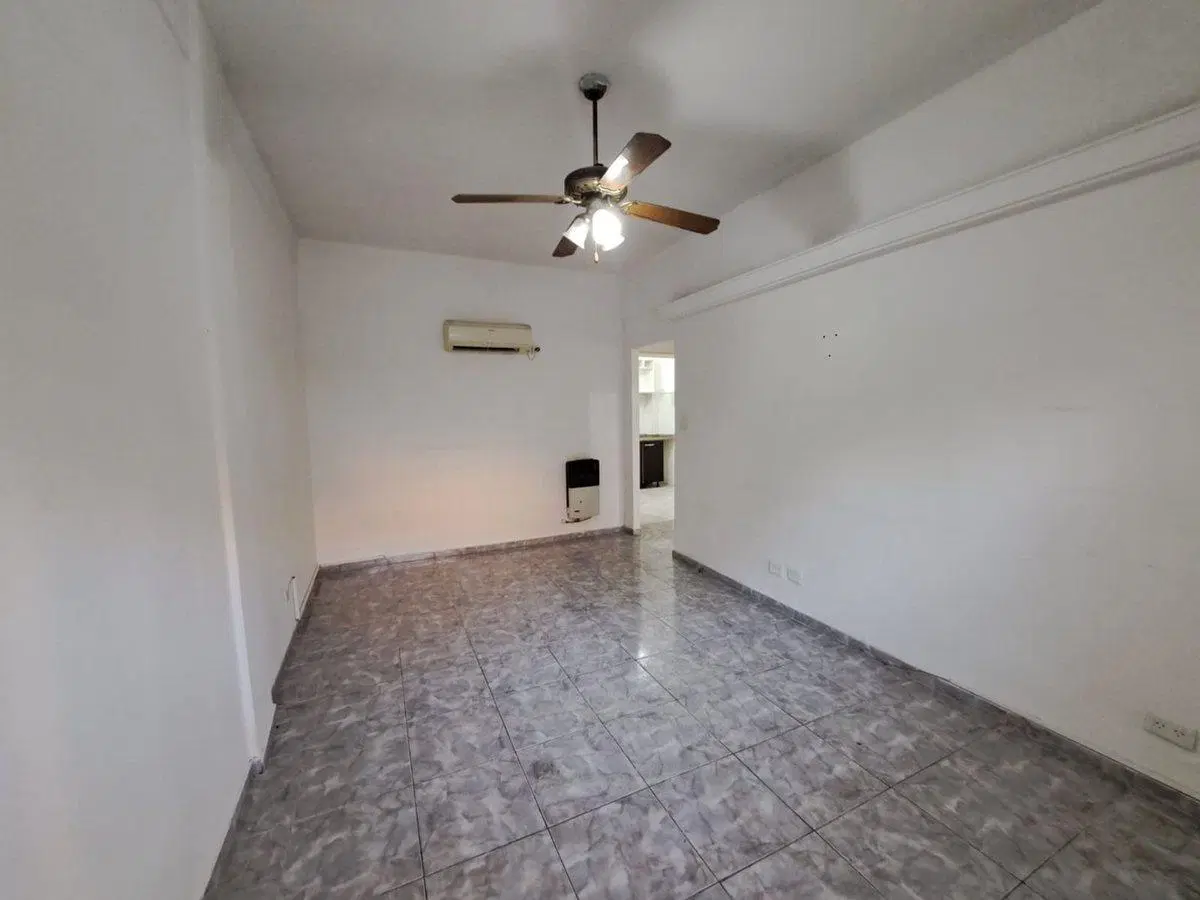 DEPARTAMENTO VENTA ALMAGRO 2 AMB 40 M2 PB FRTE 2