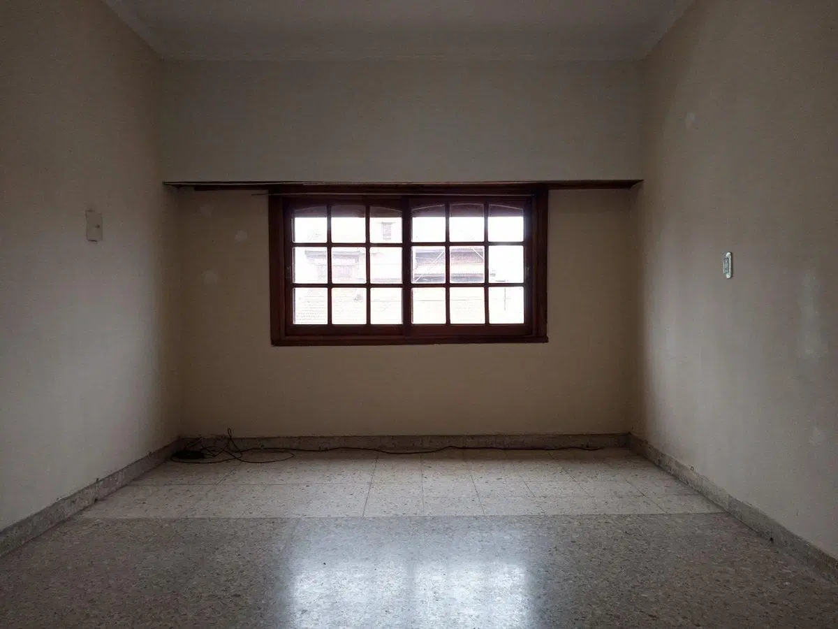 VENTA PH 2 AMB c/PATIO y TERRAZA - SARANDÍ 2