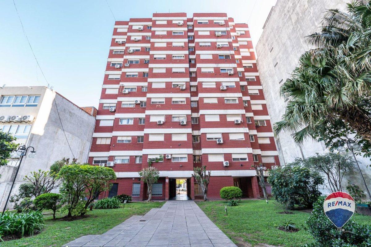 VENTA DEPARTAMENTO 3 AMB-AVELLANEDA-APTO CREDITO