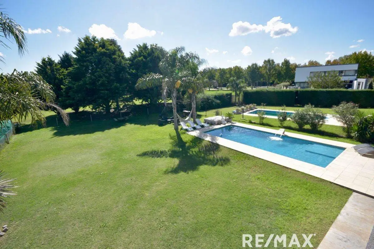 VENTA CASA CLUB DE CAMPO LAS CAÑUELAS 4 AMBIENTES 5