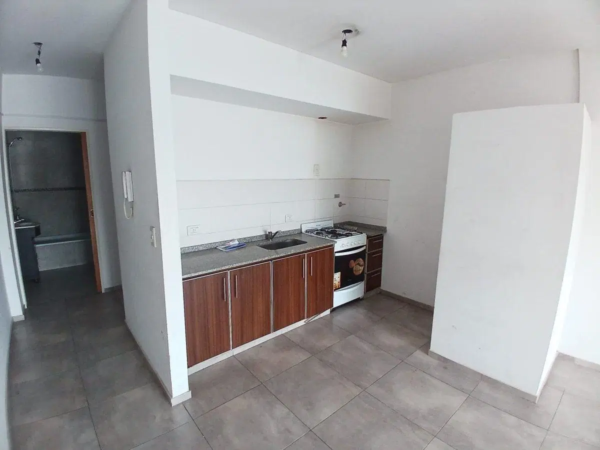 ALQUILER MONOAMBIENTE VILLA LURO 5