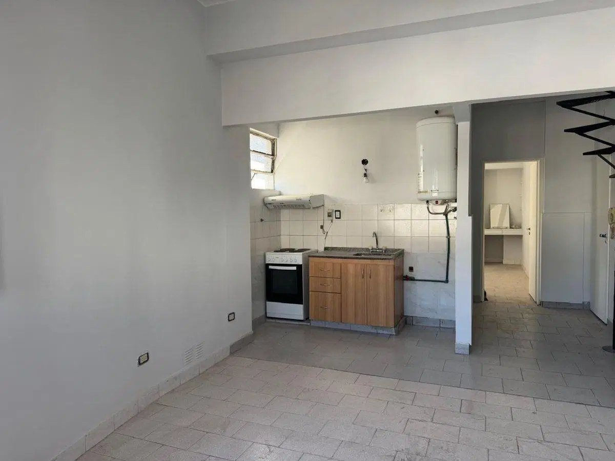 DEPARTAMENTO 2 AMBIENTES EN VENTA PIÑEYRO 2