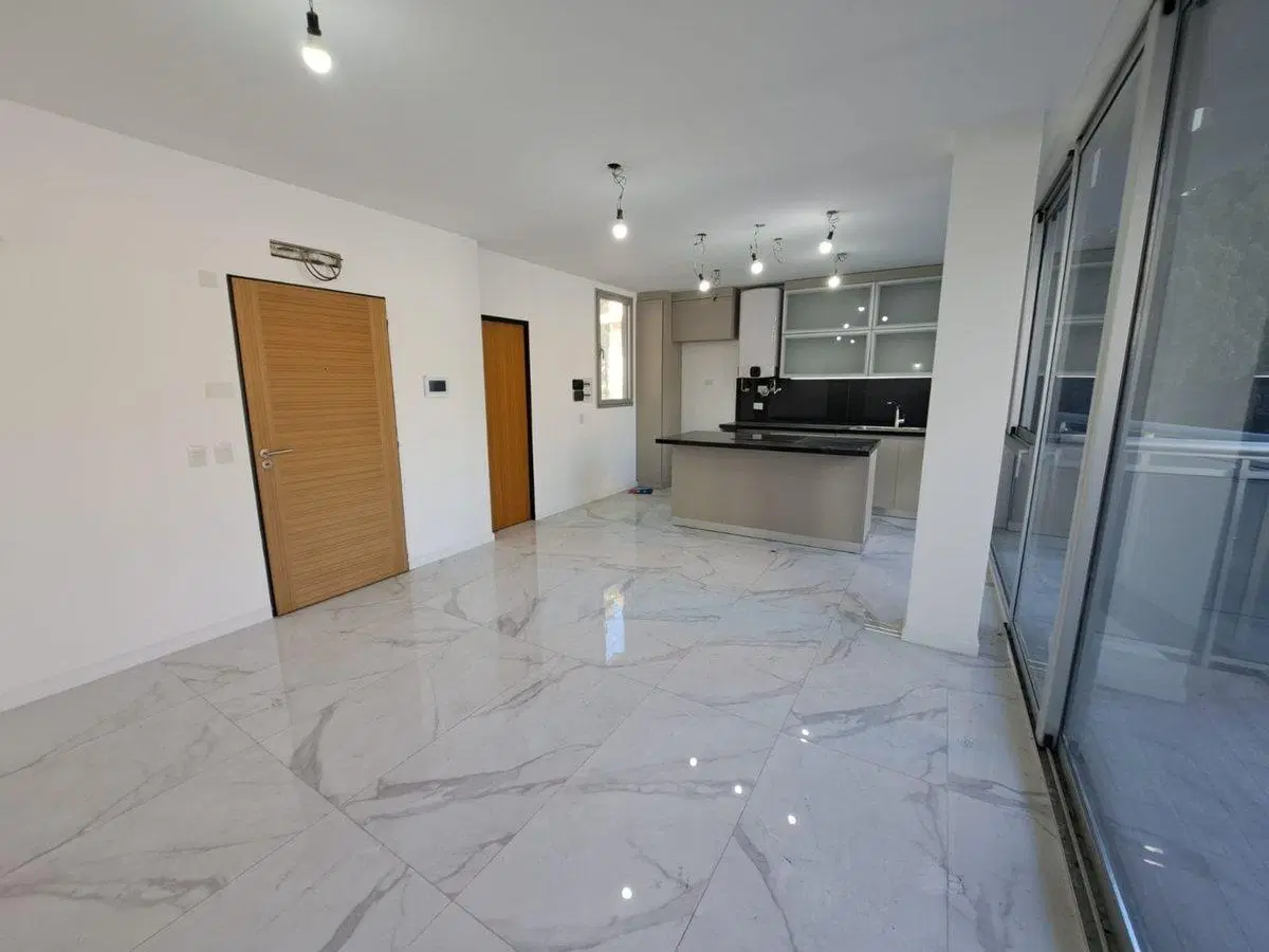 VENTA 2 AMB 51M2 SEMIPISO COCHERA RAMOS MEJIA 3