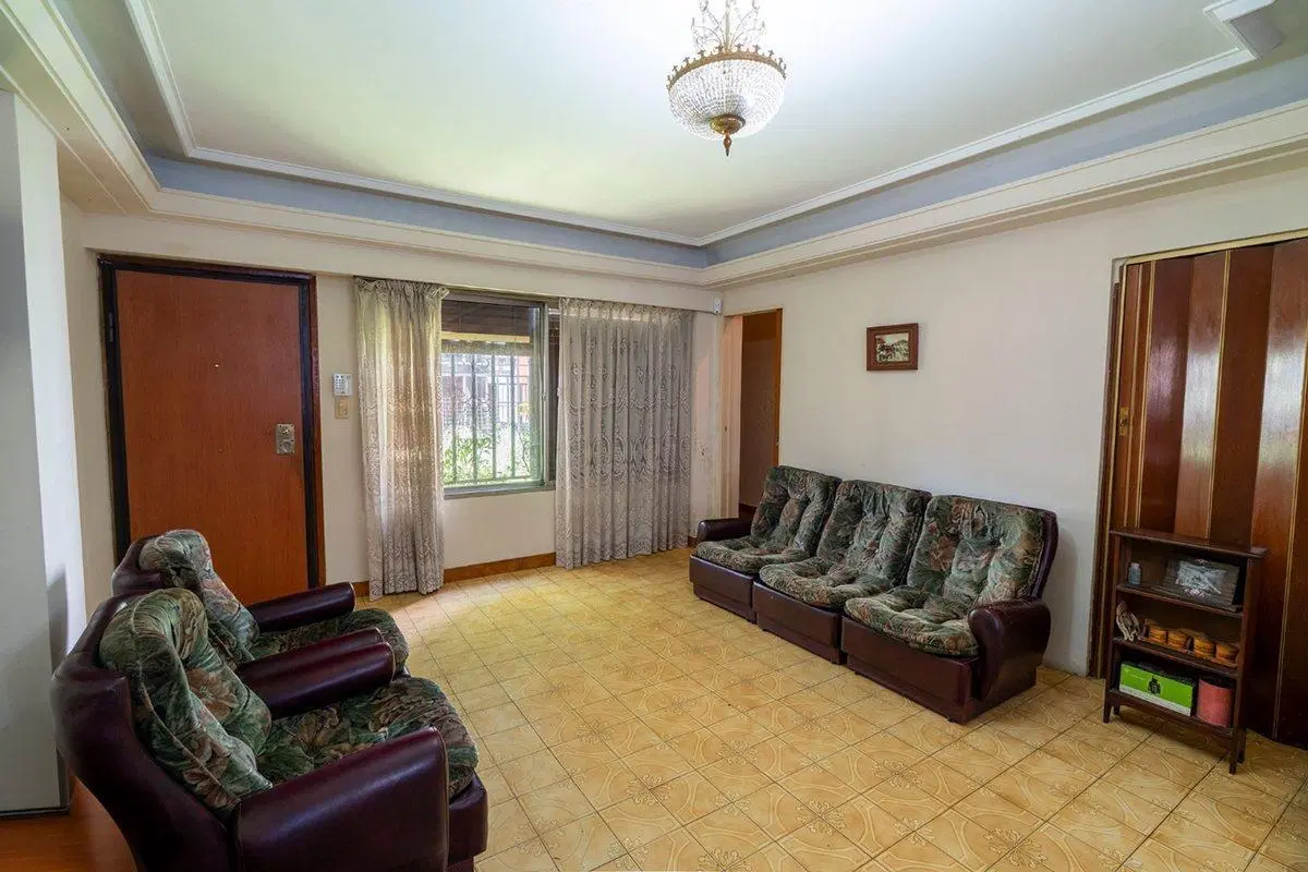 VENTA 2 CASAS CONSTITUCIÓN CON PARQUE Y COCHERA 3