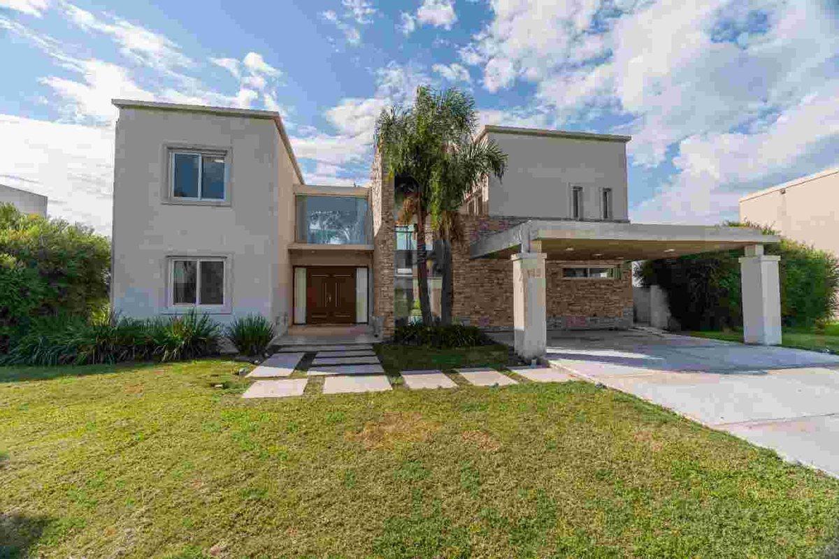 VENTA CASA  CANNING