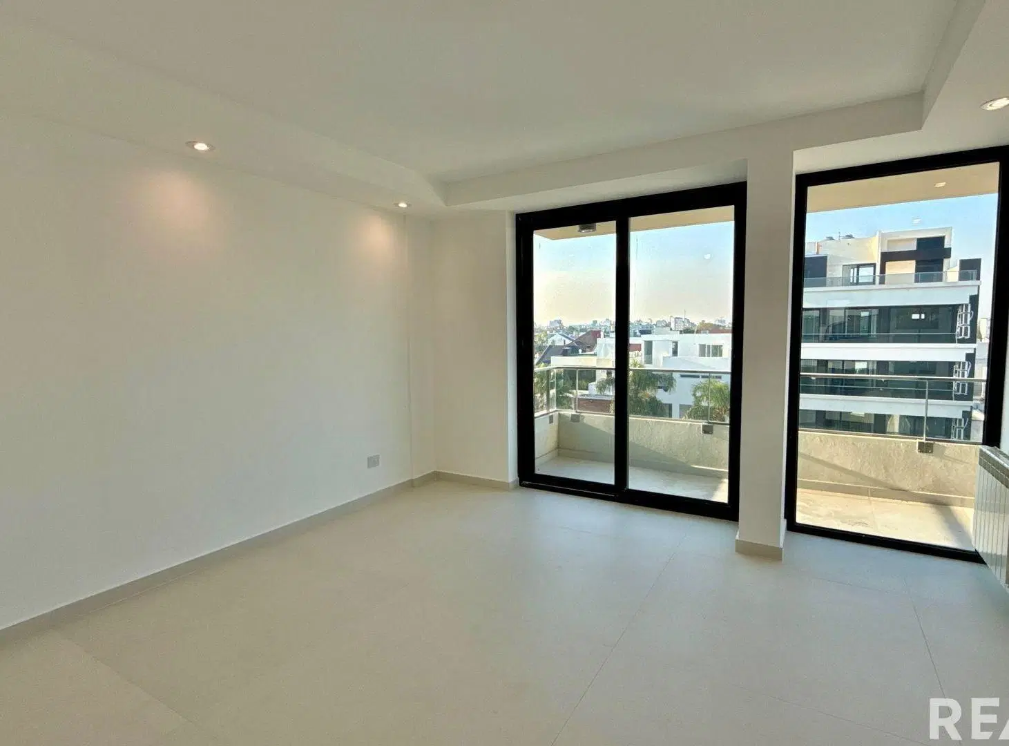 BARRIO NAON VENTA 4 AMB 136 M2 ESTRENAR CATEGORIA 3