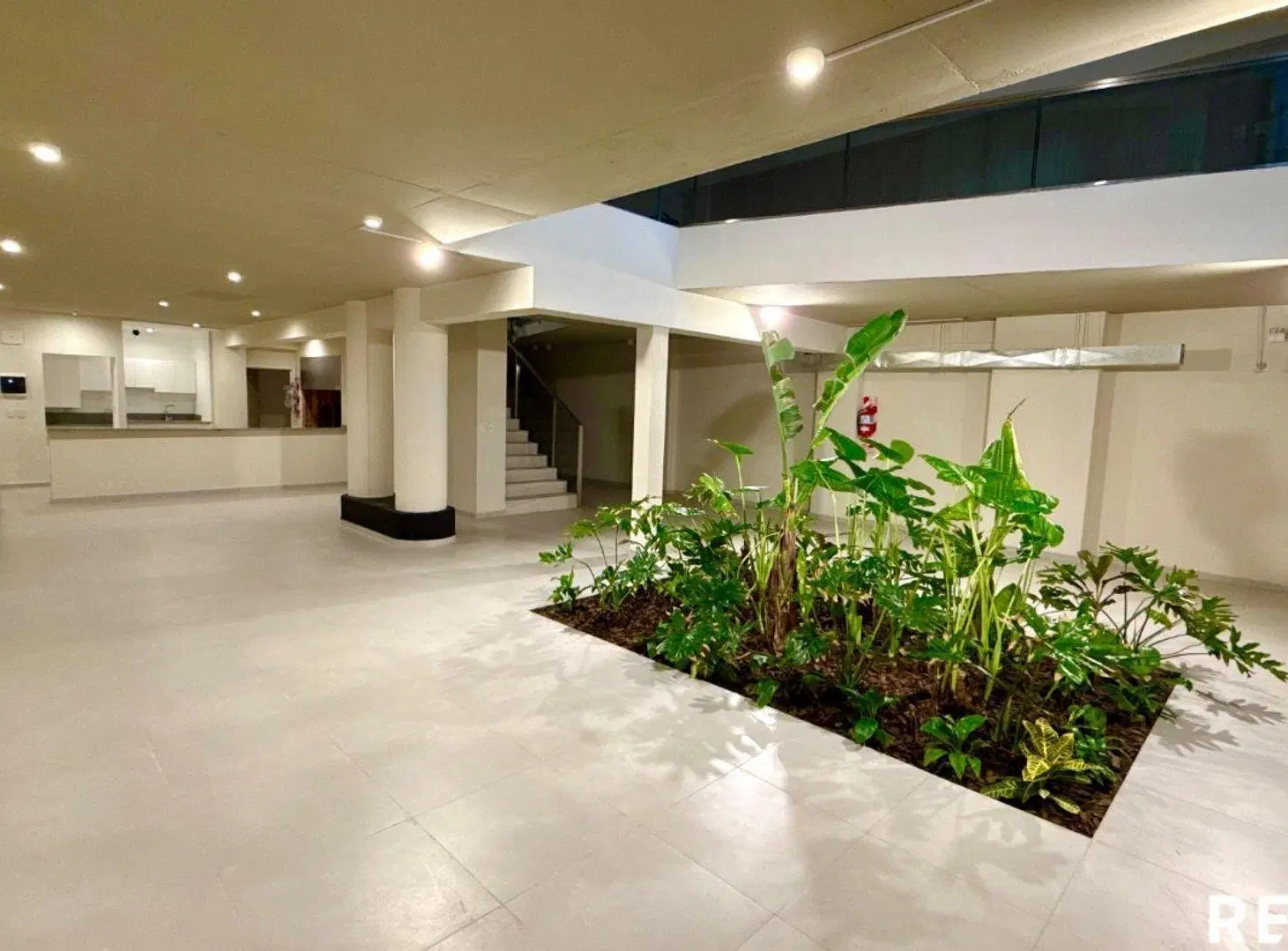 BARRIO NAON VENTA 3 AMB 95 M2 ESTRENAR CATEGORIA 2