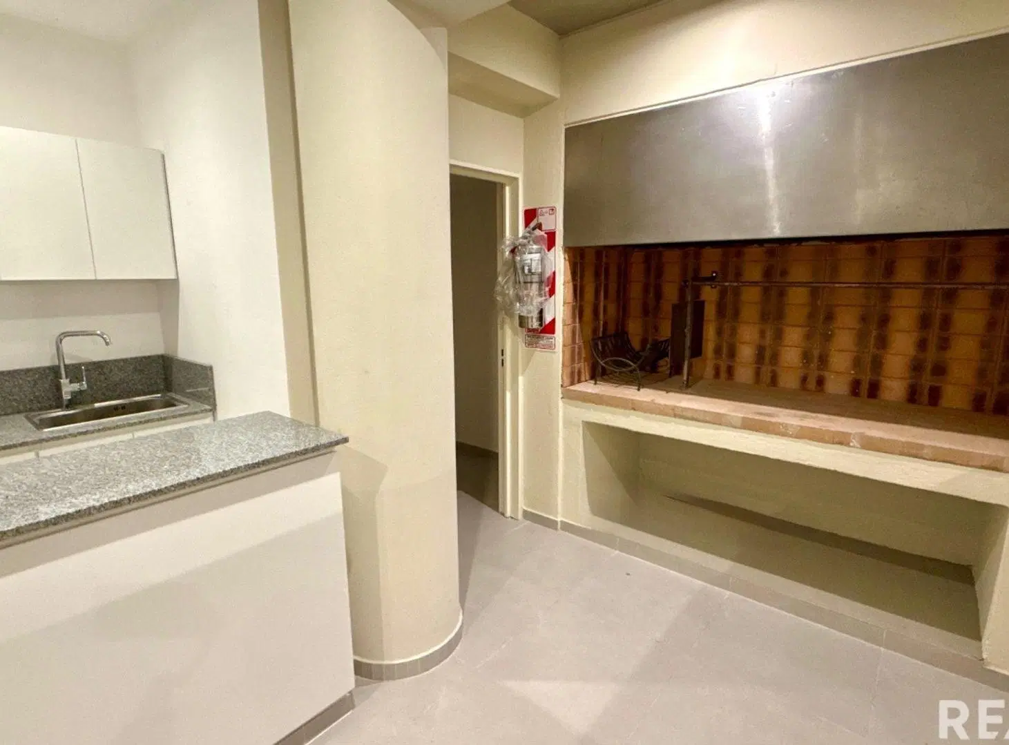 BARRIO NAON VENTA 3 AMB 95 M2 ESTRENAR CATEGORIA 5
