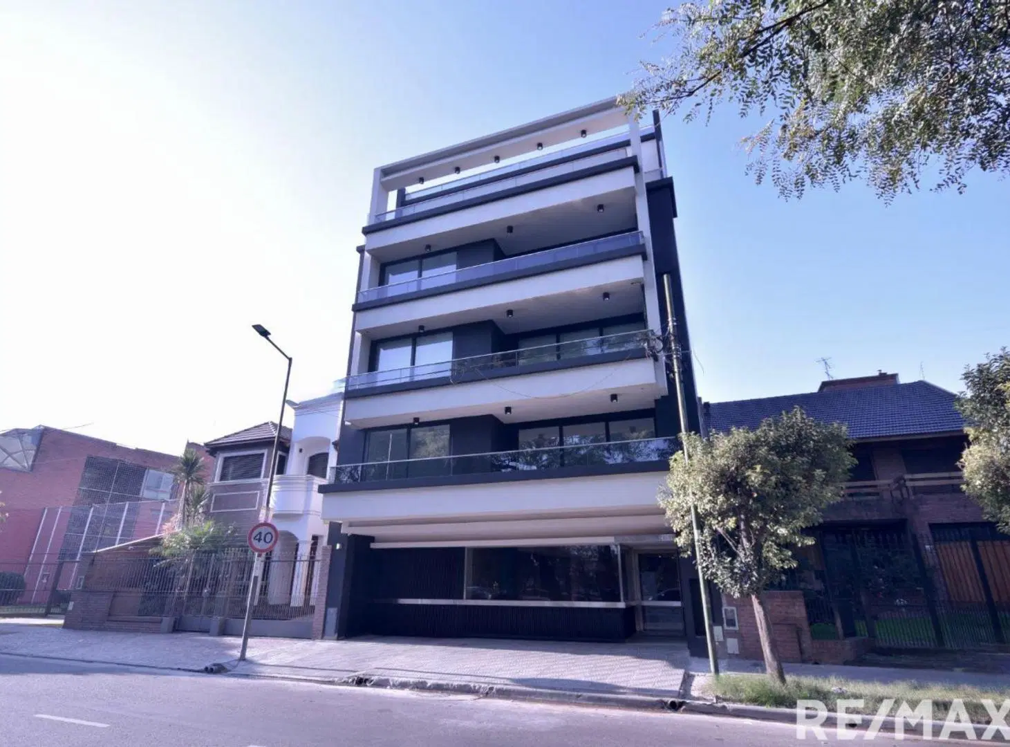 BARRIO NAON VENTA 2 AMB 45 M2 ESTRENAR CATEGORIA 2