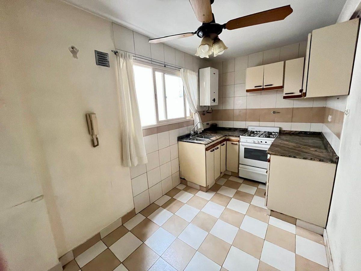 VENTA DEPTO SEMIPISO 3 AMB. VILLA CRESPO C/BALCÓN