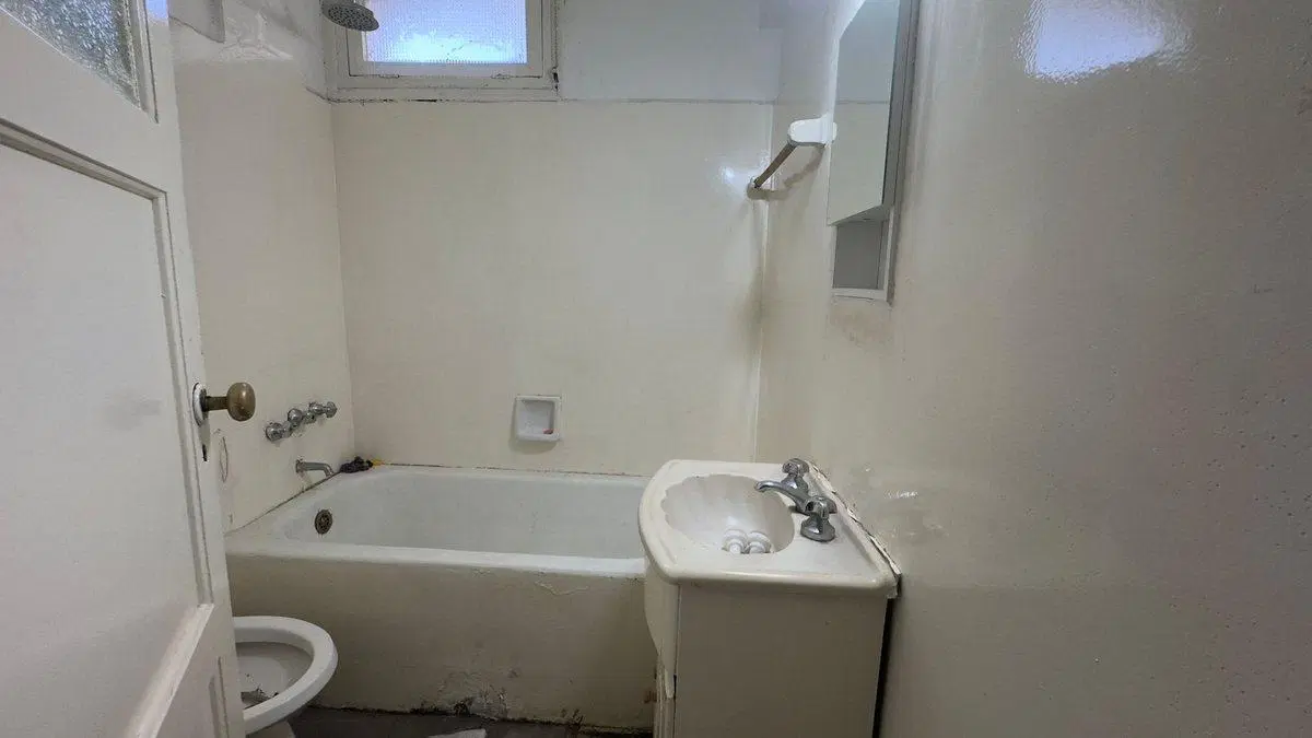 Venta depto 2 amb balcon CABA Zona H. BRITANICO 3