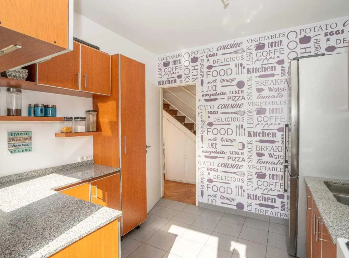 VENTA DÚPLEX 4 AMBIENTES 2 COCHERAS  COLEGIALES 3