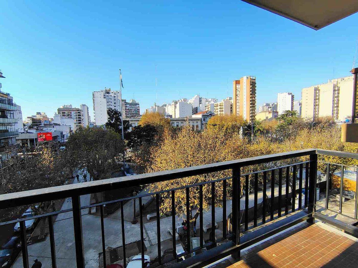 VENTA DEPARTAMENTO 4 AMBIENTES - AVELLANEDA