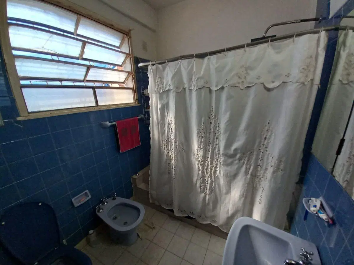 VENTA CASA VILLA DEL PARQUE PILETA COCHERA 5