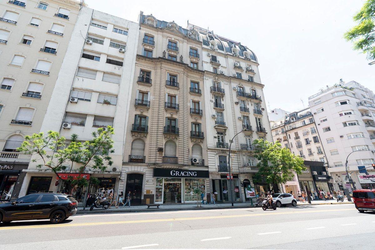 VENTA DE OFICINAS CONSULTORIOS, RECOLETA, CABA