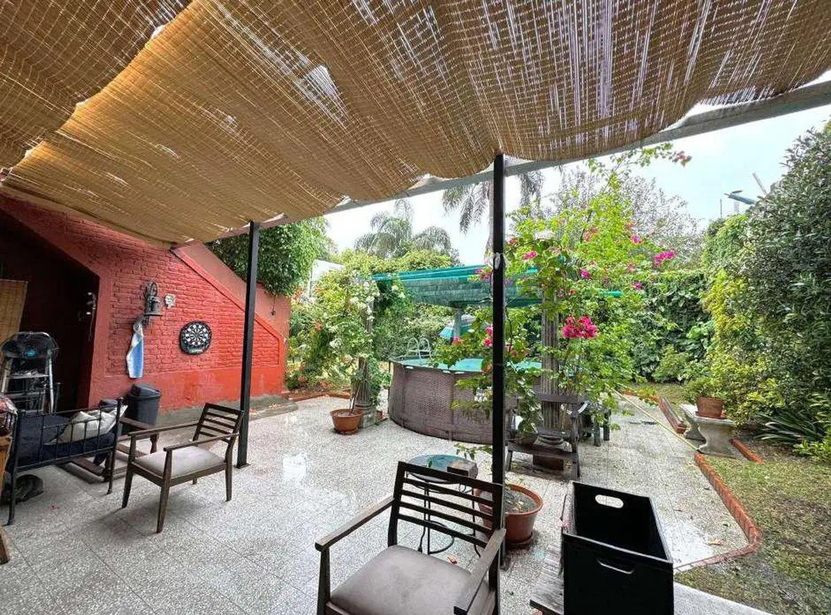 VENTA CASA 6 AMBIENTES CON PARQUE EN BARRACAS CABA 2