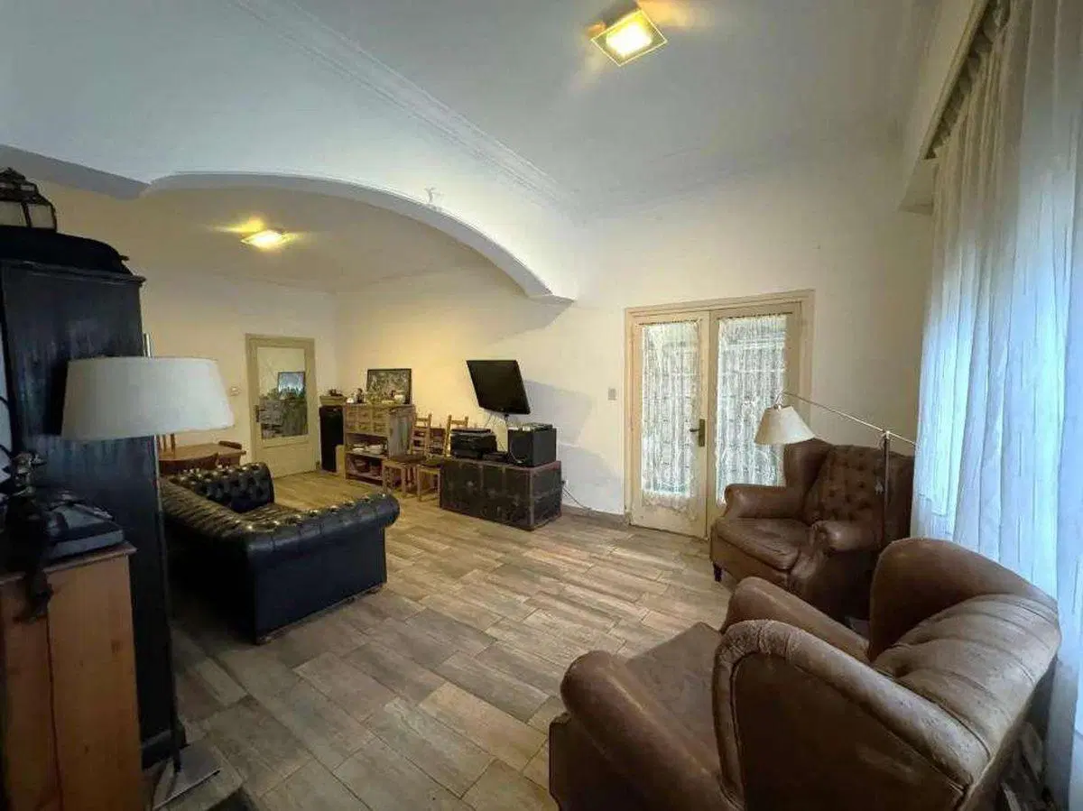 VENTA CASA 6 AMBIENTES CON PARQUE EN BARRACAS CABA 5