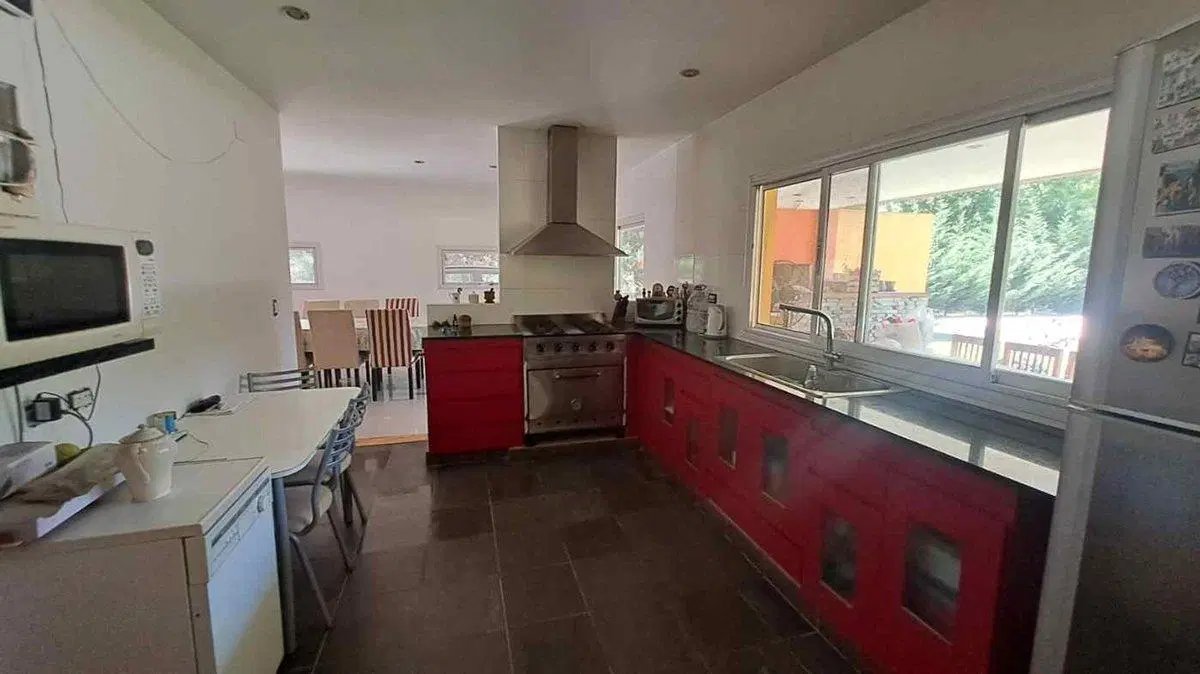 VENTA CASA 5 AMBIENTES 4