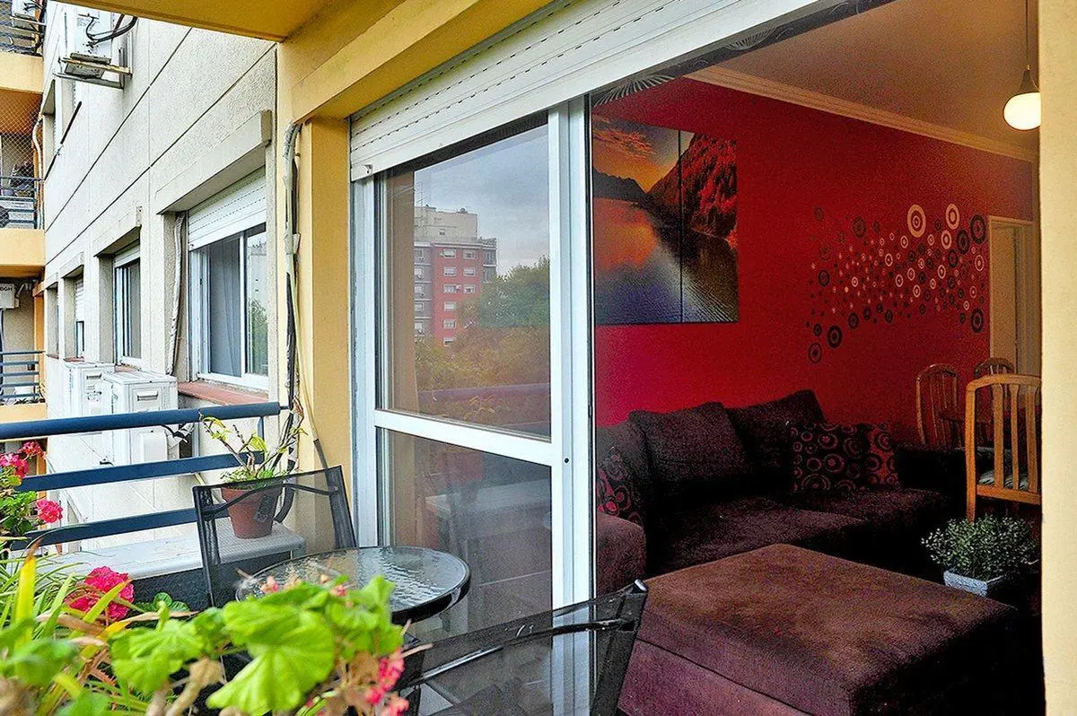VENTA DE 3 AMBIENTES CON BALCÓN EN LA BOCA! 4