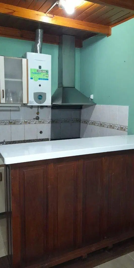 CASA 3 AMB. C/ "GALPON CASA" ADICIONAL EN JARDIN 5