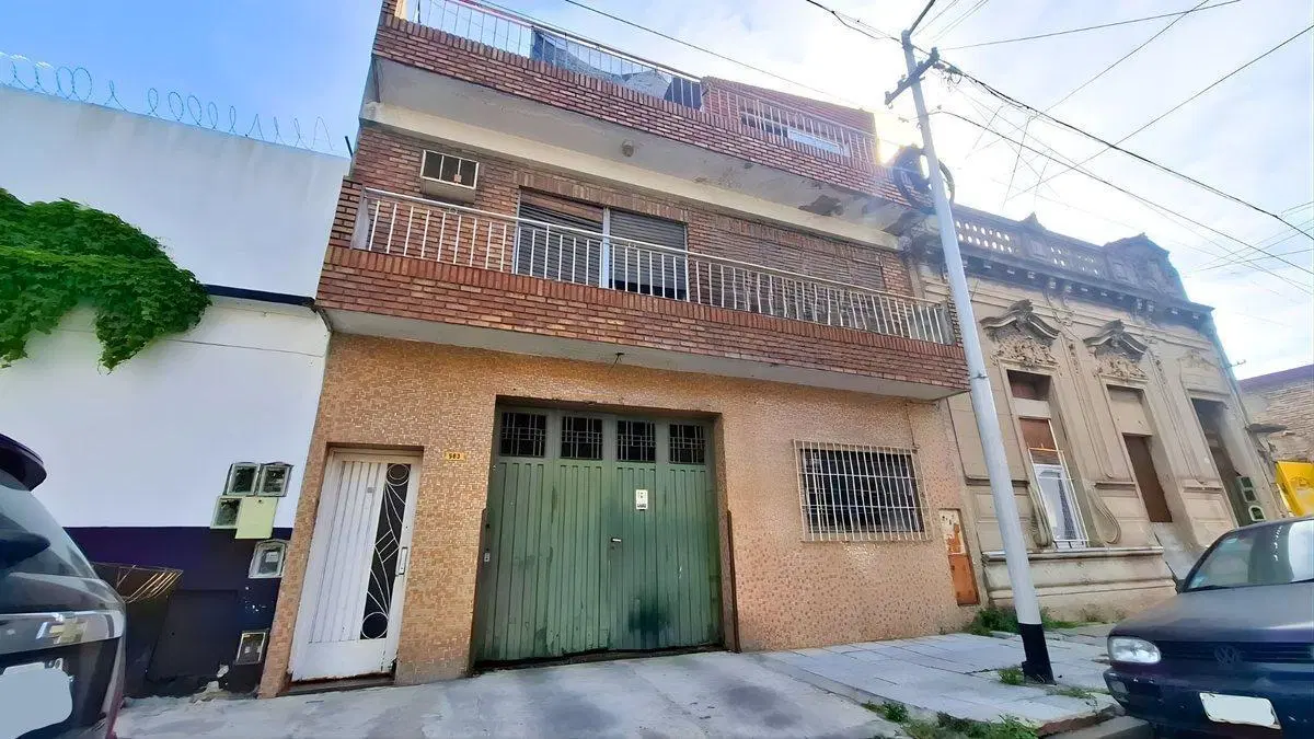 Casa 3 amb, 2 plantas , PB Galpon , vivienda 1 amb 3