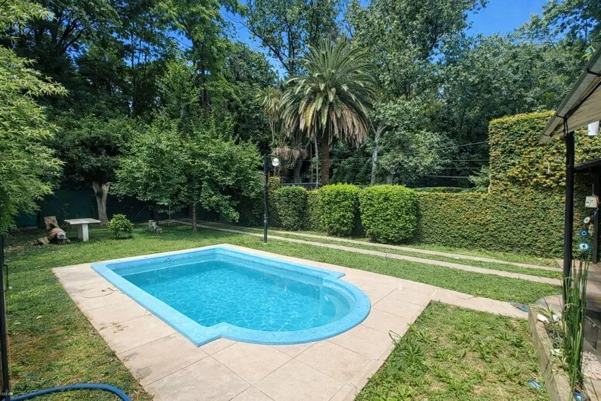 Venta de Casa San Vicente con Pileta 5