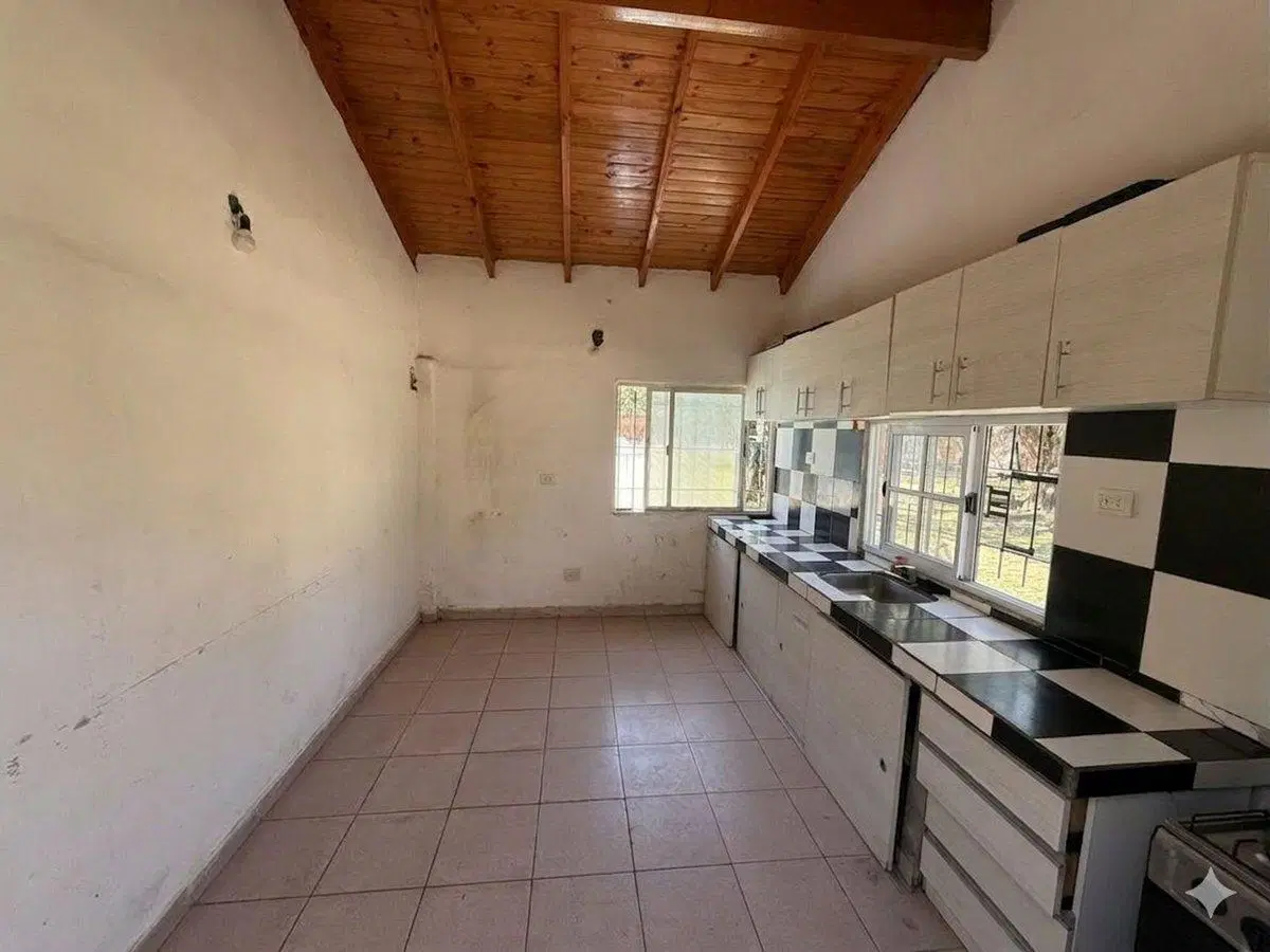 Venta Quinta con pileta, quincho y parrilla 3
