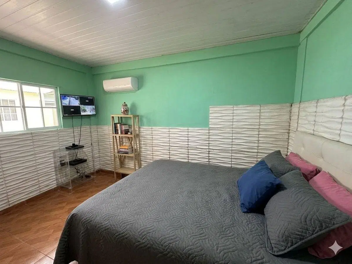 Venta Quinta con pileta, quincho y parrilla 4