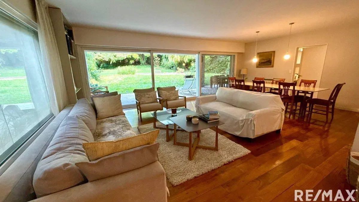 VENTA CASA 5 AMBIENTES EN SAN ISIDRO 3