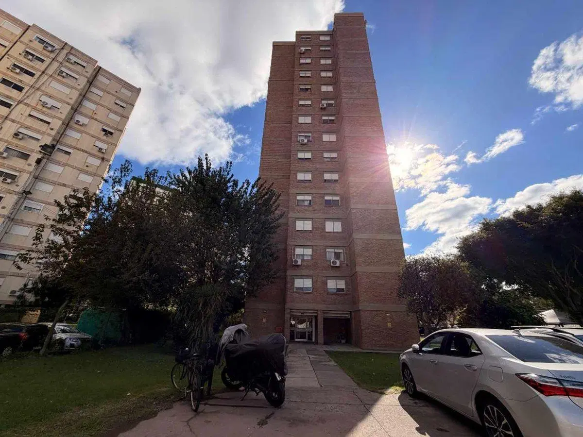 VENTA DEPARTAMENTO 3 AMB WILDE PARRILLA 2