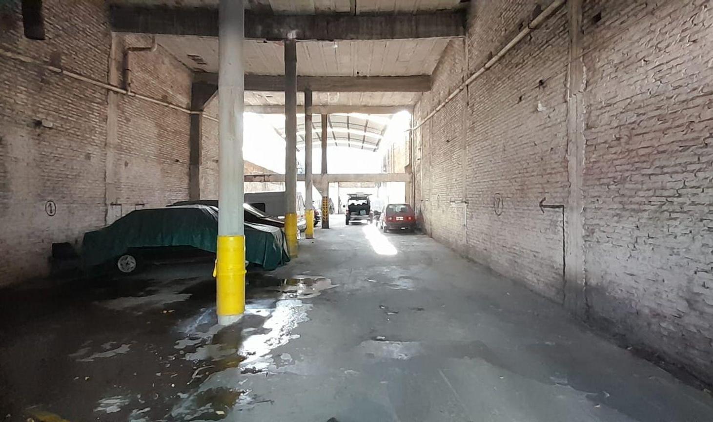 VENTA DEPOSITO A MTS DE CAMINITO , LA BOCA