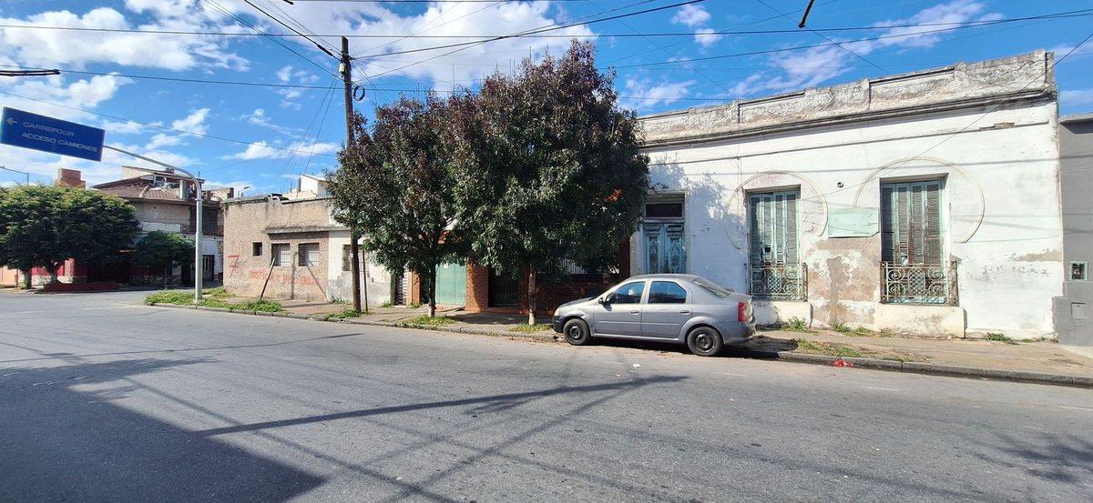 VENTA LOTE - CASA A DEMOLER O RECICLA - AVELLANEDA