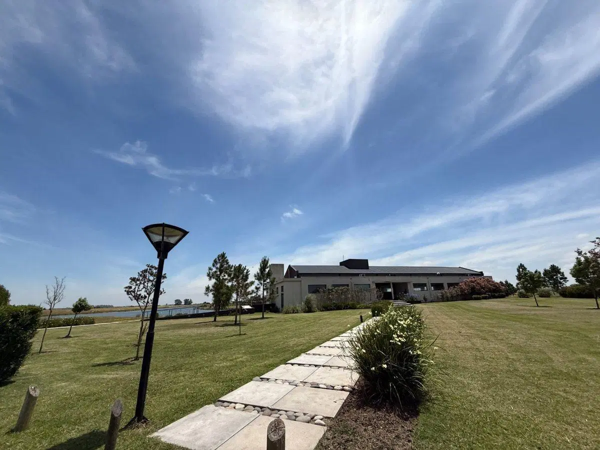 VENTA LOTE 1358 M2 BRANDSEN 2