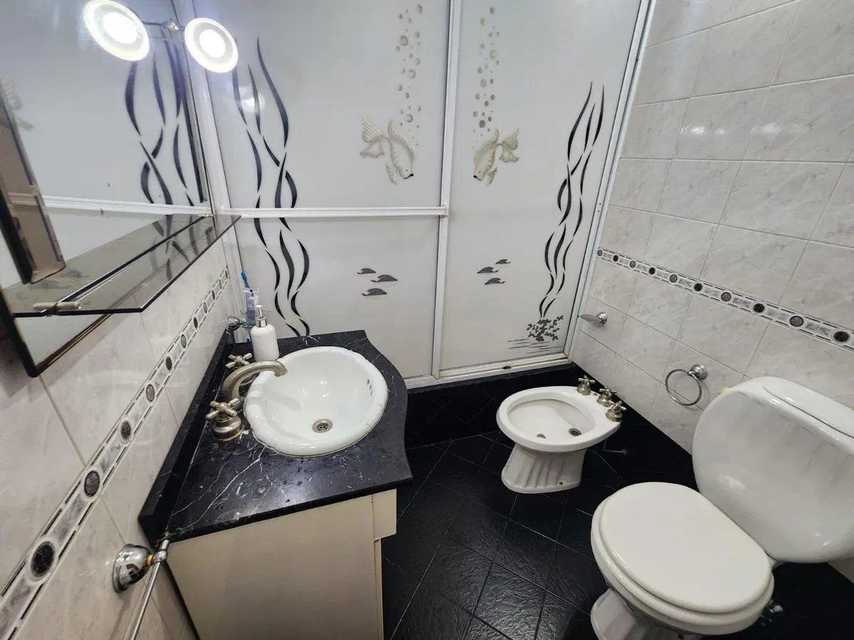 Venta Casa 4 ambientes Quilmes 3