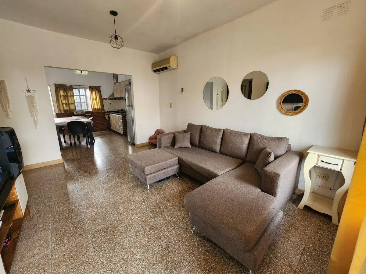 Venta Casa 4 ambientes Quilmes 5