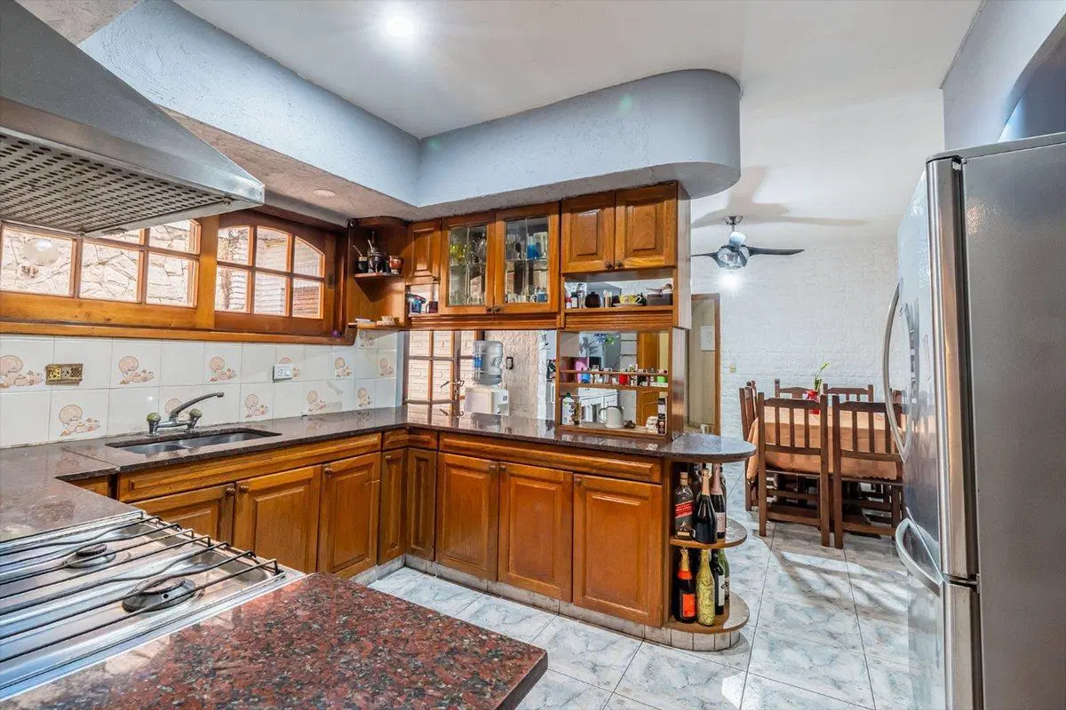 Venta Casa 6 Ambientes Barracas 4