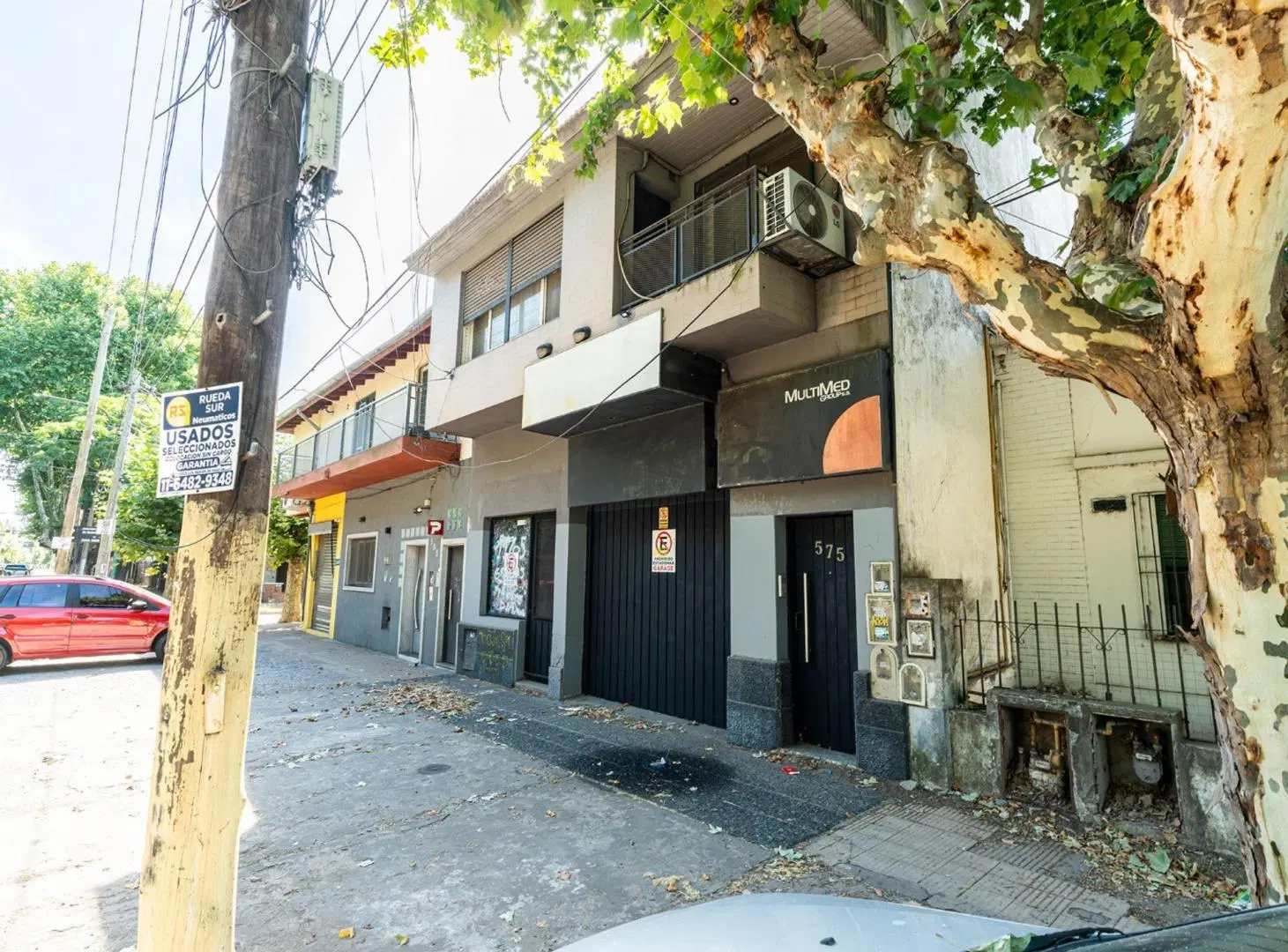 VENTA CASA PA CON COCHERA , LOCAL Y TALLER QUILMES 5