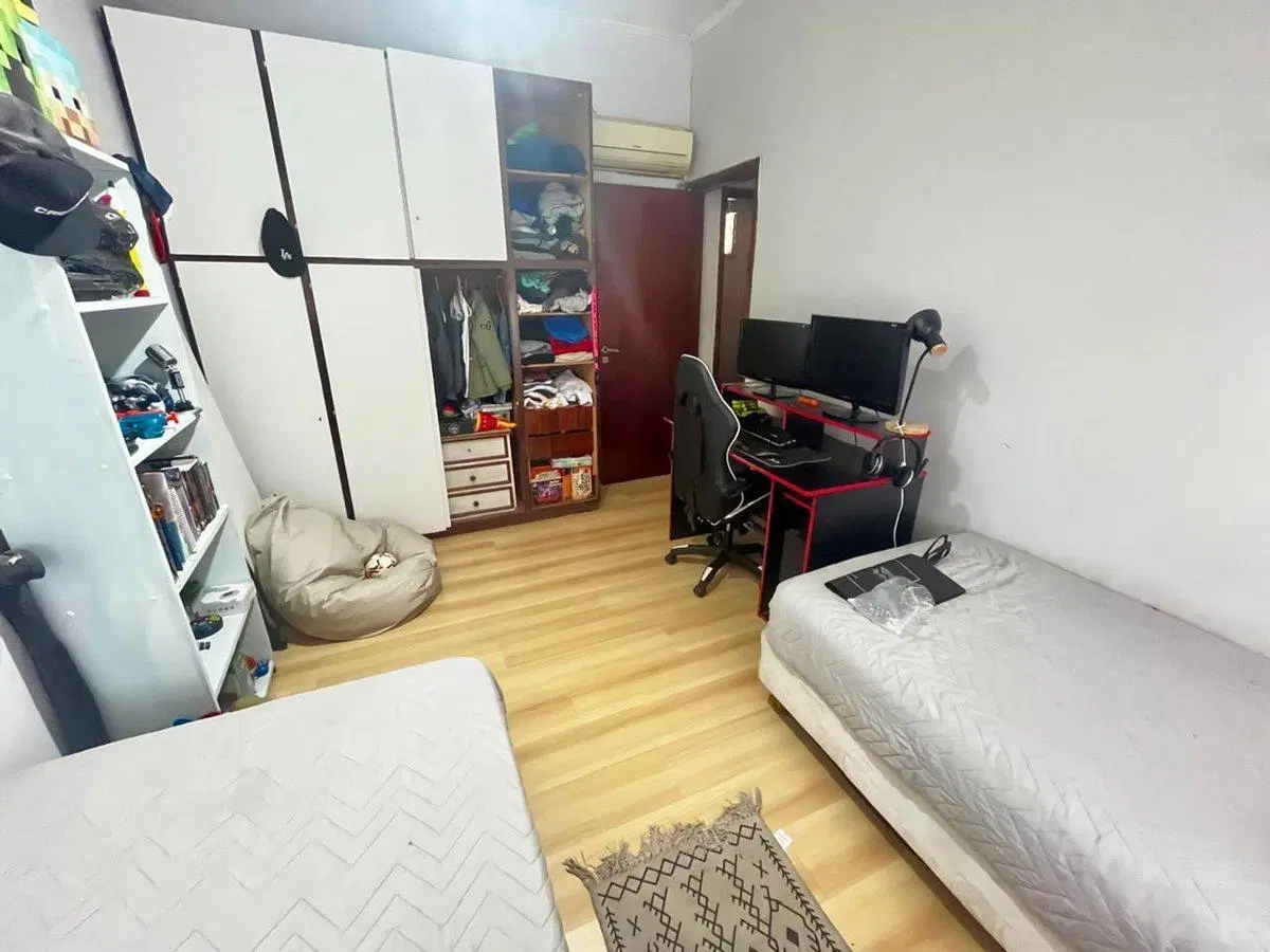 VENTA CASA BERNAL C/COCHERA Y JARDÍN, APTA CRÉDITO 4