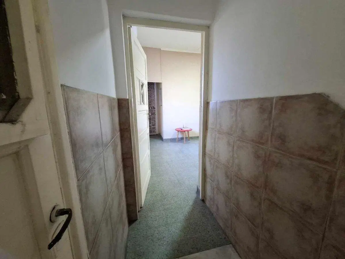 Venta Locales con Deposito Lanus 4