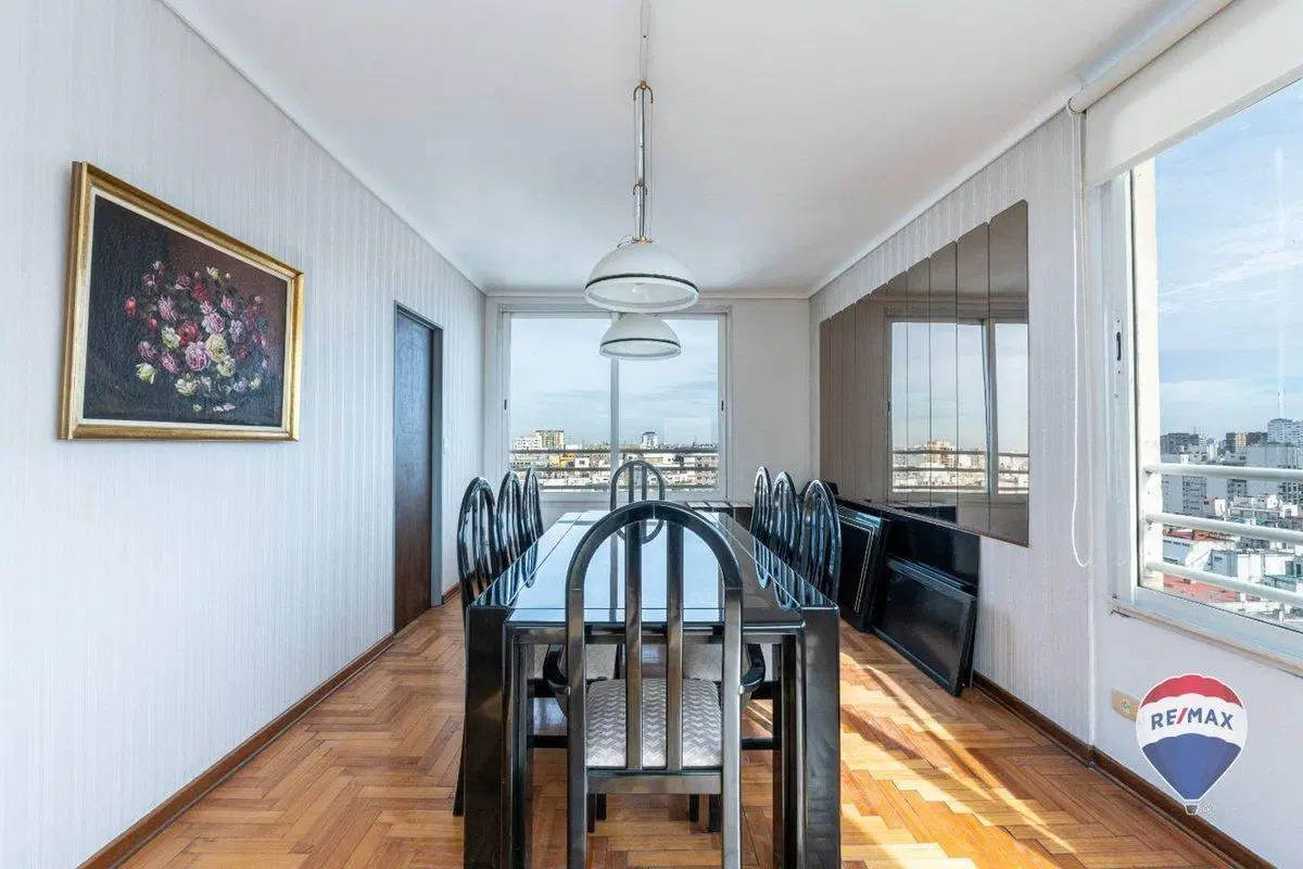 VENTA DEPTO 4 AMB COCHERA BALCON 4 BAÑOS ALMAGRO 4