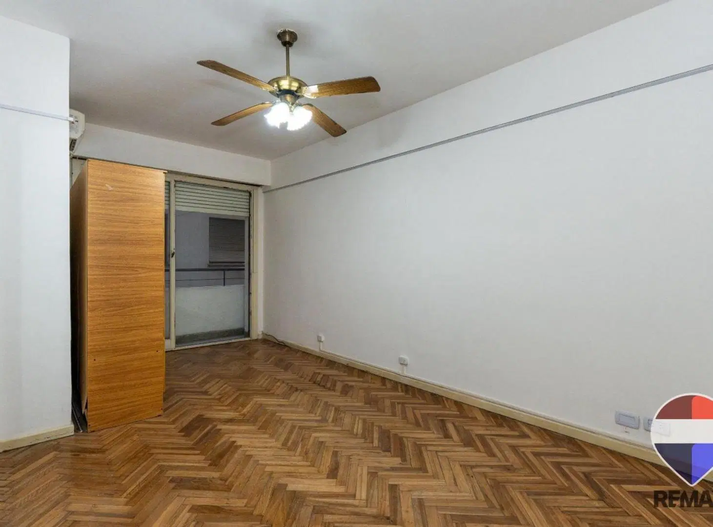 VENTA EXCELENTE DOS AMBIENTES-BARRACAS 5