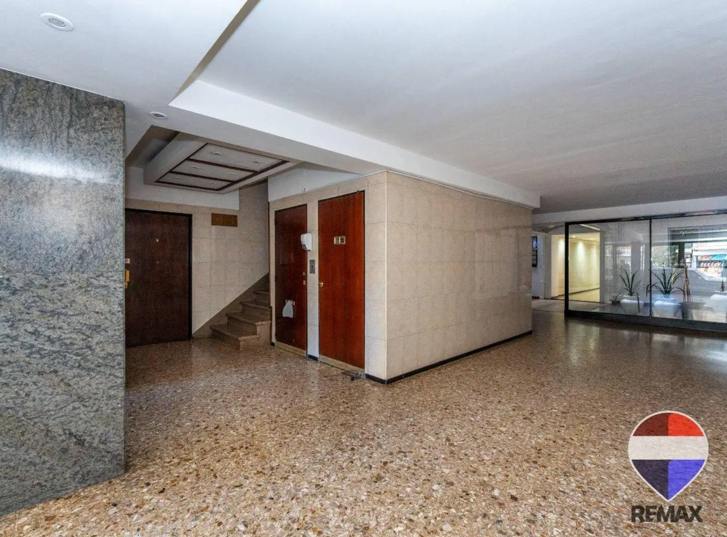 VENTA EXCELENTE DOS AMBIENTES-BARRACAS 2