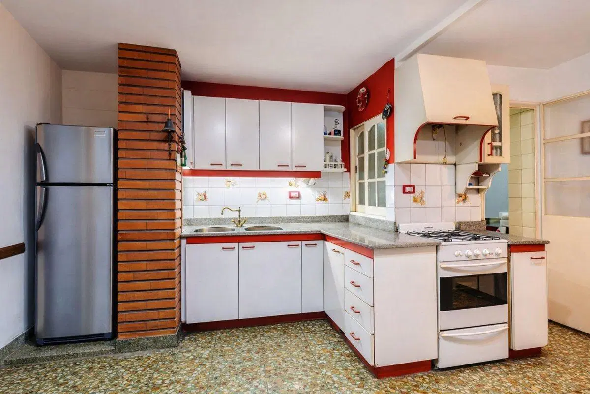 Semipiso 135m² con Balcón y Dependencia - Barracas 2